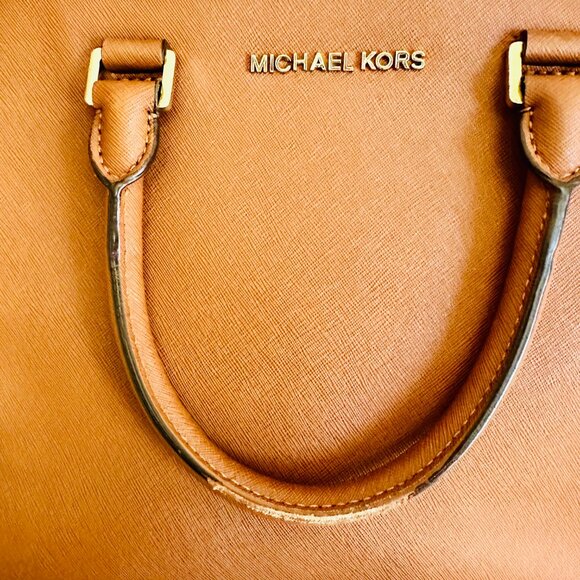 EUC MICHAEL KORS TWO-WAY SELMA CAMEL SAFFIANO LEATHER SATCHEL CROSSBODY BAG - Picture 12 of 16